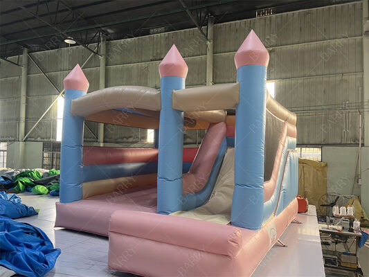 Casa de salto inflable con tobogán