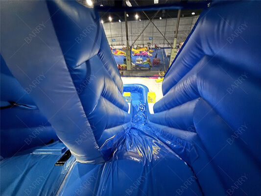 Resbaladilla inflable de PVC azul comercial para niños en el patio trasero con piscina para uso doméstico