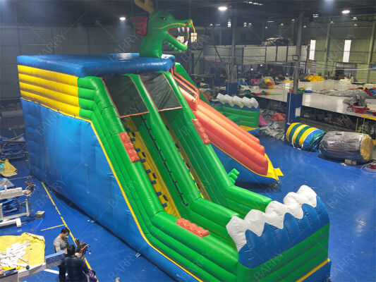 Parque acuático inflable de grado comercial para dragones, parque acuático de toboganes múltiples con piscina grande para parques de diversiones Festivales
