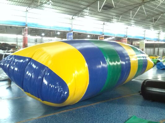 Almohada de salto de la gota maravillosa del agua del alquiler para los juegos inflables del agua