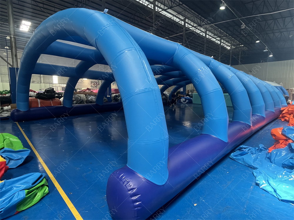 Eventos comerciales Tienda de techo de cúpula de PVC Lavadero de coches refugio de carpa inflable Para la piscina de marco de metal