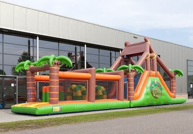 Carrera de obstáculos inflable adulta gigante atractiva con el material del PVC