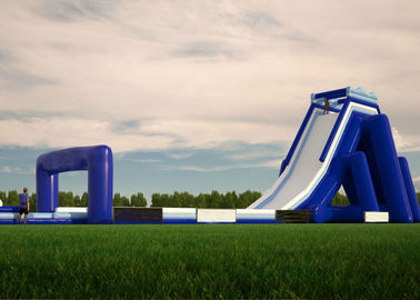 Toboganes acuáticos comerciales impermeables, de largo diapositiva inflable gigante con la impresión del logotipo