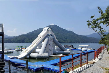Parque inflable del agua de Aquaglide del gigante, curso inflable del asalto del agua con EN15649