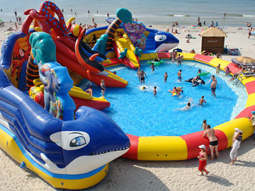 el parque gigante modificado para requisitos particulares del agua del pulpo, parque inflable animal del agua del dolohin con la piscina grande juega