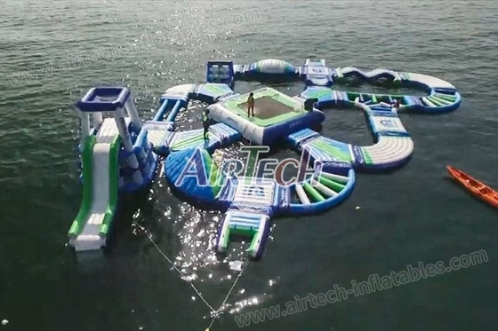 parque inflable del agua al aire libre de los parques flotantes del agua del PVC de 0.9m m modificado para requisitos particulares
