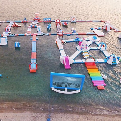 Parque de atracciones flotante amistoso de la carrera de obstáculos del PVC de Eco para el adulto y los niños