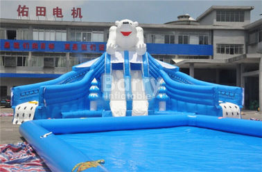 Parque inflable gigante del agua del oso al aire libre con el material de la lona del PVC de EN14960 0.55m m