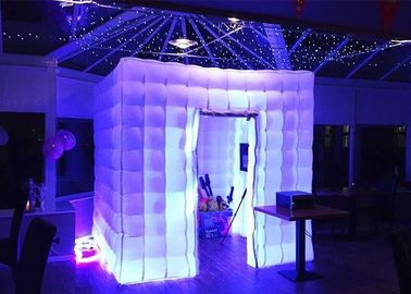 Color inflable romántico de la luz los 2.4m de la cabina LED de la foto cambiado con el ventilador