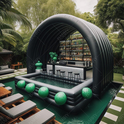 Jardín trasero negro y verde flotante piscina de agua inflable bar con asientos Lifesize piscina inflable bar comercial