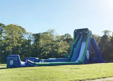 Diapositiva inflable gigante de la lona del PVC del verde 0.55m m para al aire libre en verano