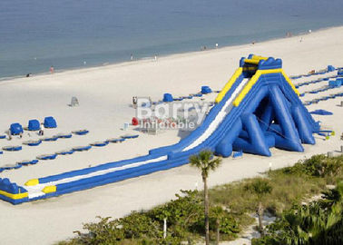 Tobogán acuático inflable gigante azul material de la lona del PVC para los carriles del adulto uno