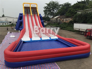 Tobogán acuático inflable gigante de la diapositiva/PVC de cuatro carriles con la piscina grande para los adultos