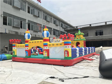 Diapositiva inflable comercial de la gorila del parque de atracciones del patio para los niños