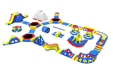 Juego inflable comercial flotante divertido del deporte del parque el 13ft del agua