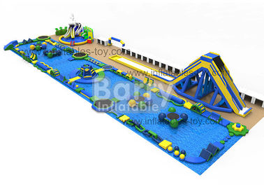 Desafío inflable del parque del deporte acuático del juego del agua abierta con la lona del PVC de 0.9m m