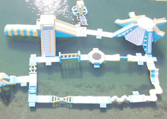 Juegos inflables del parque del agua de los juguetes comerciales para los niños y los adultos