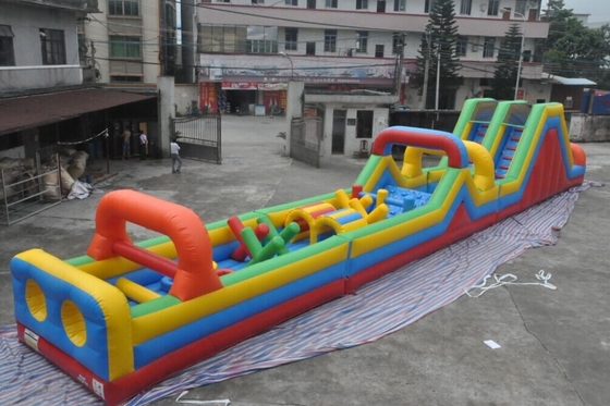 castillo animoso del funcionamiento 5k de los 25x3m de la carrera de obstáculos de la raza insana inflable del juego