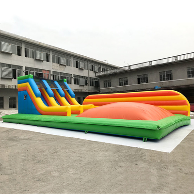 Los niños EN14960 se escudan a la gorila inflable para la actividad Logo Printing