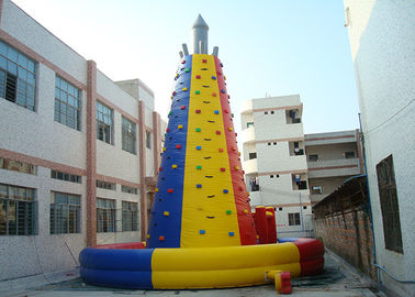 Alquiler inflable interior interactivo inflable colorido de la pared que sube