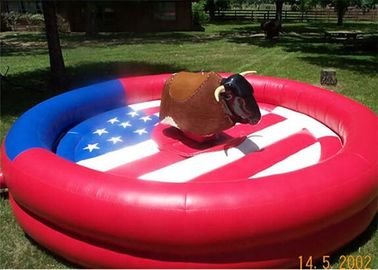 Los juegos interactivos inflables modificados para requisitos particulares, alquilan el rodeo inflable Bull
