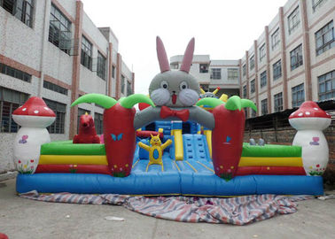 Castillo animoso comercial inflable gigante impermeable con la gorila de salto