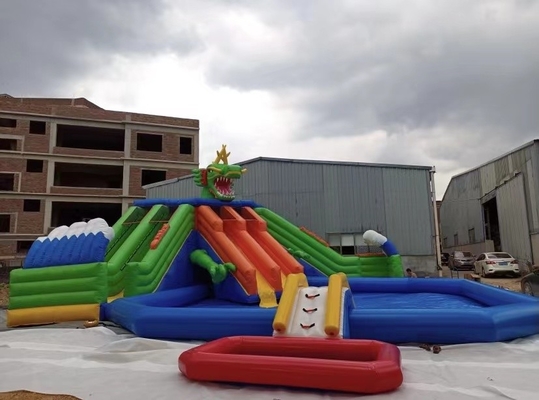La piscina explota el castillo gigante del salto de la gorila grande del tobogán acuático