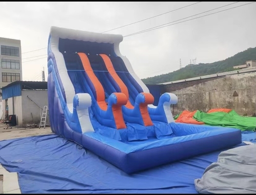 Tobogán acuático inflable del parque de atracciones explotar la diapositiva animosa