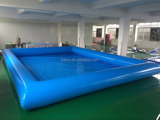 Piscina inflable móvil portátil con los juguetes del rodillo del agua